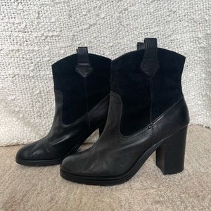 Lauren by Ralph Lauren western cowboy suede ankle black high heeled boots 9